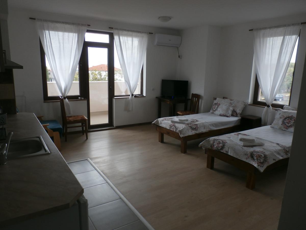 Aleksandrovo Apartments ภายนอก รูปภาพ